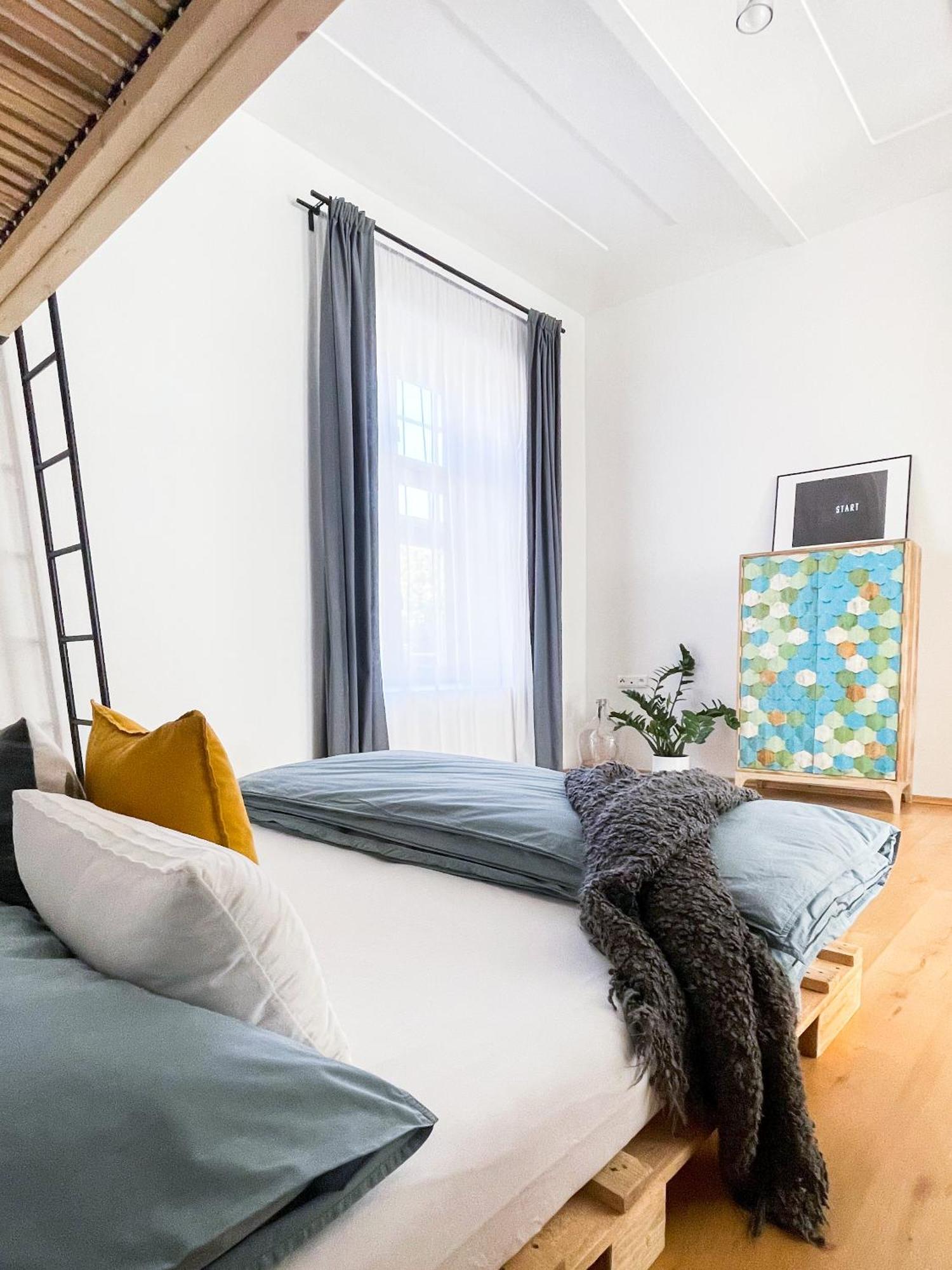 Apartman Tyrsovka 乌帕河畔斯沃博达 外观 照片