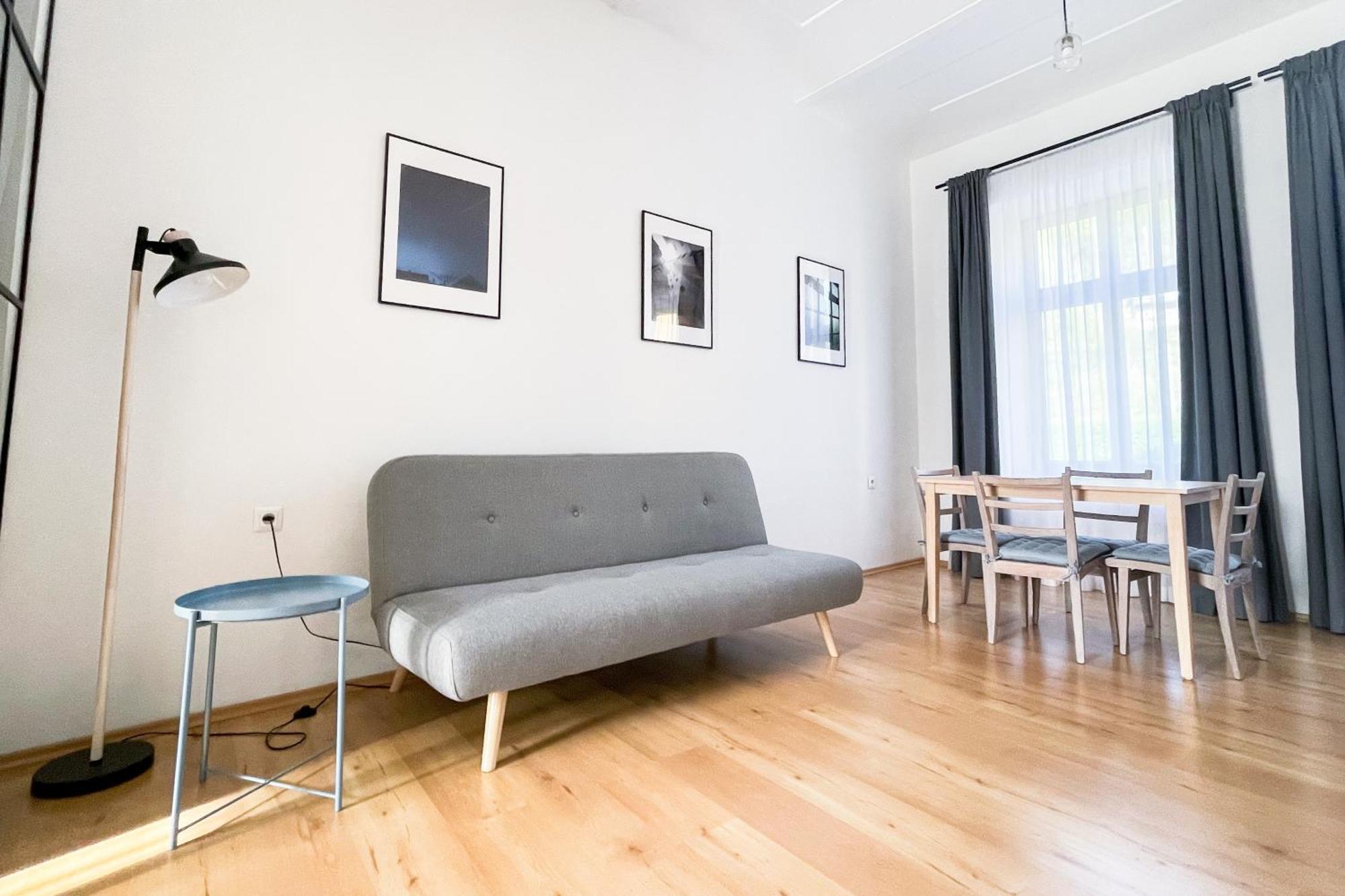 Apartman Tyrsovka 乌帕河畔斯沃博达 外观 照片